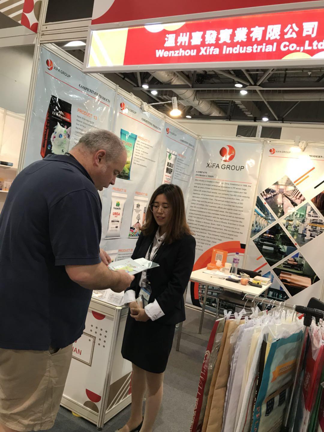 HK (2)